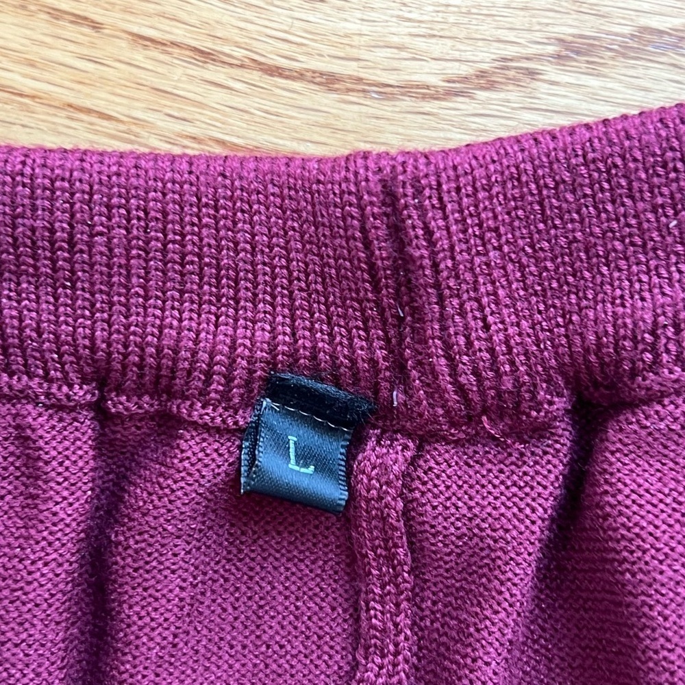 TeCrew Women's Burgundy Loungewear Shorts Set Size L - Picture 3 of 5